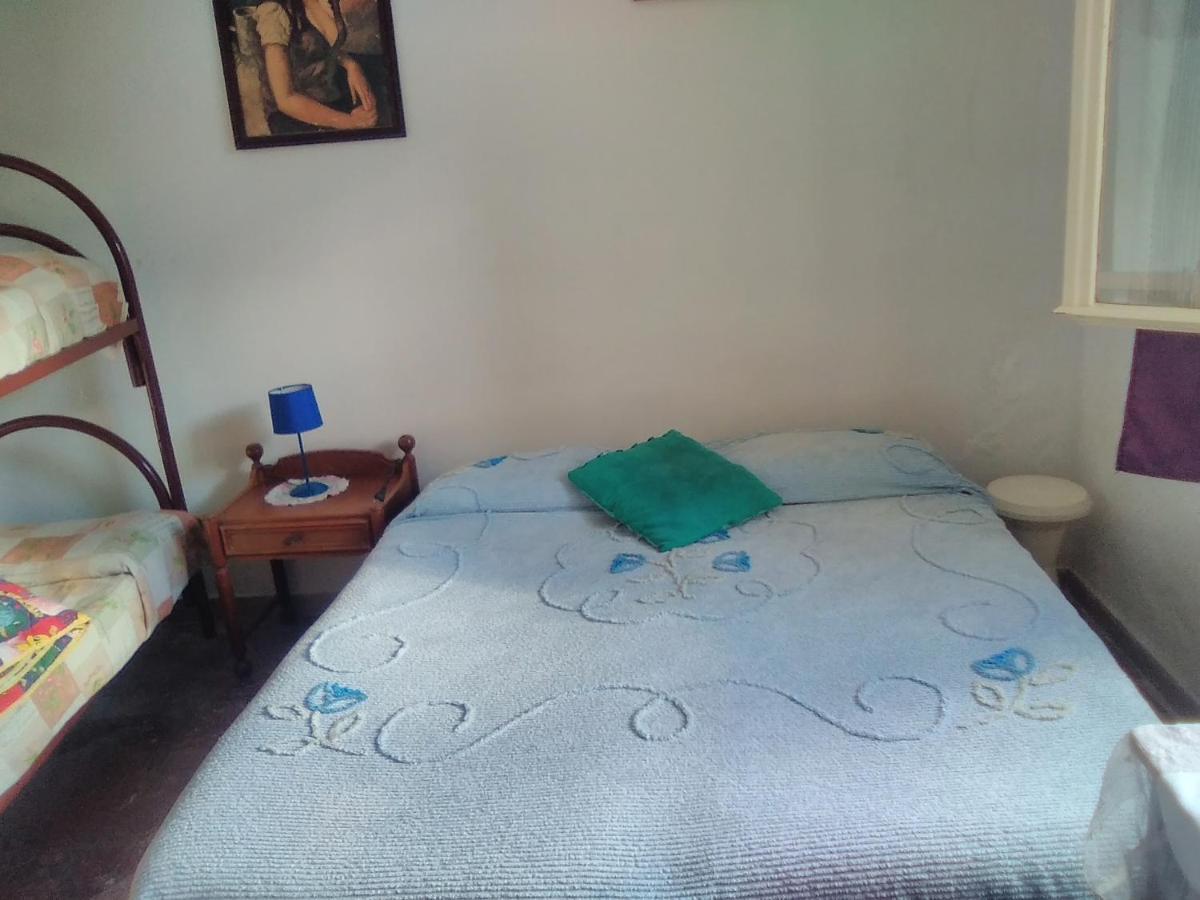 Room In Guest Room - Single Room With Shared Bathroom 陶尔米纳 外观 照片